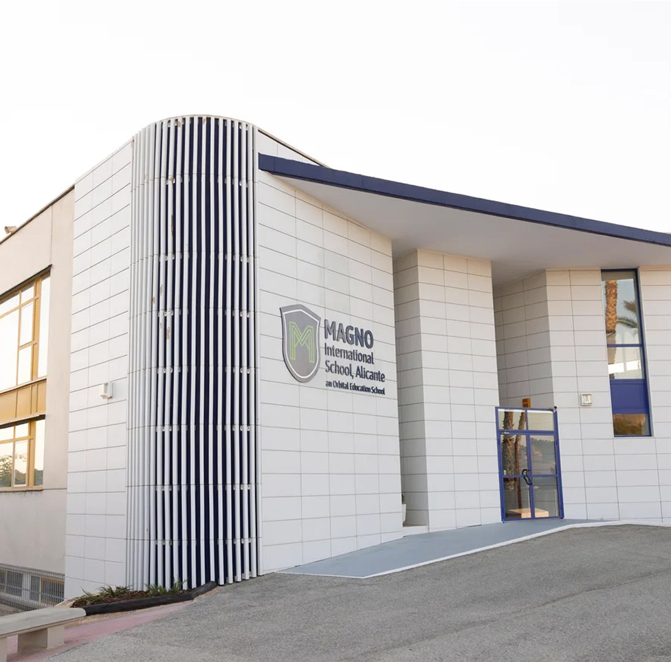 Colegio Internacional Magno School